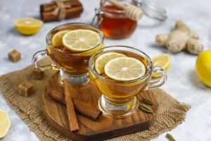 معرفی بهترین دمنوش های لاغر کننده شکم و پهلو + نحوه تهیه 