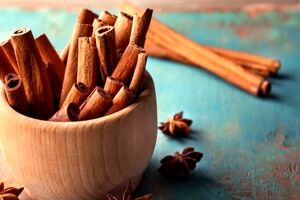 با عرق دارچین و خواص آن برای سلامت بدن آشنا شوید + طبع و نحوه مصرف