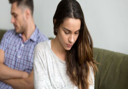 گرمی و سردی رحم چه علائمی دارن و چه تاثیری روی قاعدگی می ذارن؟