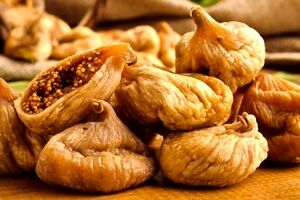خواص انجیر خشک؛ میوه ای که یه تنه لشکری از مریضی ها رو شکست میده!