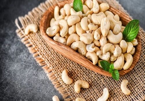مصرف بادام هندی؛ یه راهکار طبیعی برای حل مشکلات جنسی آقایون 