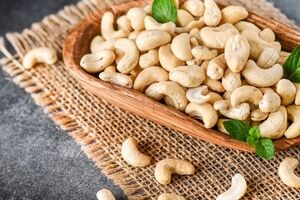 مصرف بادام هندی؛ یه راهکار طبیعی برای حل مشکلات جنسی آقایون 