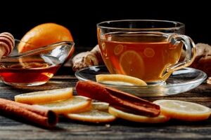 تاخیر در قاعدگی؛ علل و درمان های گیاهی