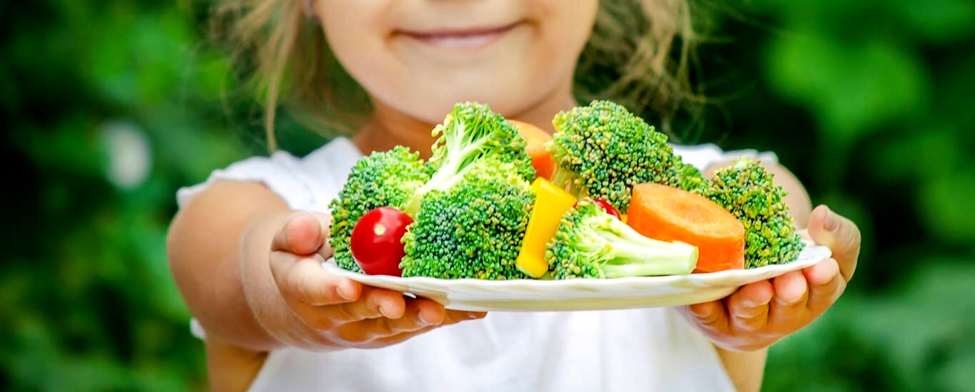 مزایا و معایب گیاهخواری برای کودکان