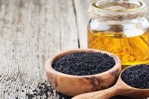 10 مزیت شگفت انگیز روغن سیاه دانه