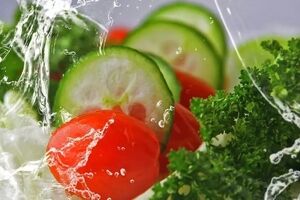 همه چیز درباره خام گیاهخواری + مزایا و معایب آن 