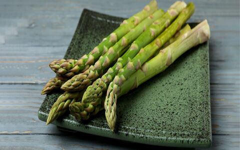 مارچوبه و خواص آن در طب سنتی + طبع و ارزش غذایی