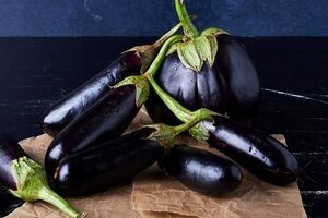 بادمجان و خواص آن برای رفع انواع بیماری ها + طبع