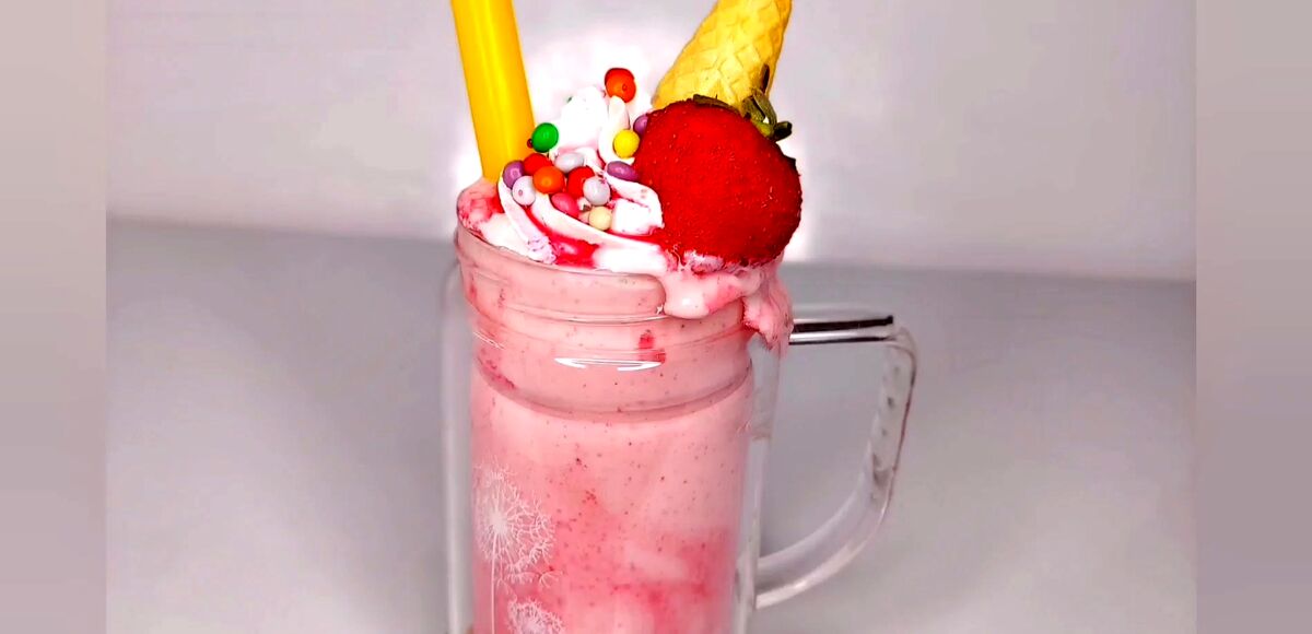 آیس پک توت فرنگی