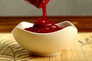 ۶ عارضه باورنکردنی مصرف سس گوجه برای بدن! 