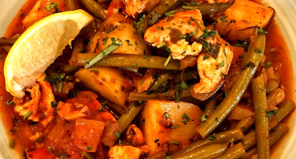 خورشت لوبیا سبز؛ بهترین غذای پروتئینی برای گیاهخوران + نحوه تهیه 