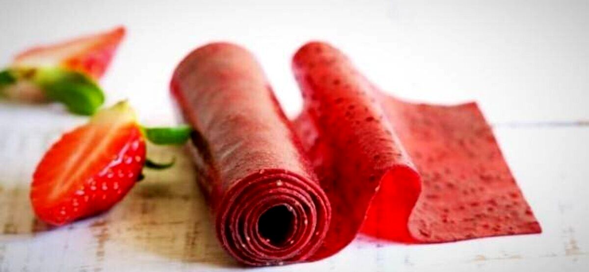 توت فرنگی ها رو لواشک کن که مزه اش سوپرایزت می کنه! + طرز تهیه