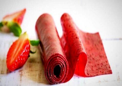 توت فرنگی ها رو لواشک کن که مزه اش سوپرایزت می کنه! + طرز تهیه