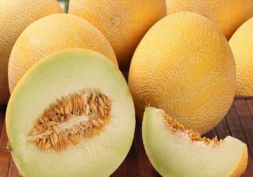 ملون بخور تا پوست صاف و یکدستی داشته باشی 