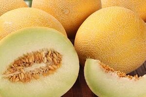 ملون بخور تا پوست صاف و یکدستی داشته باشی 