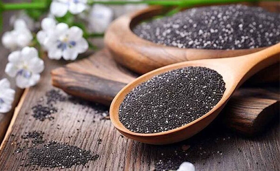 می دونستی تخم شربتی با عسل مثل یه داروی قوی می مونه؟