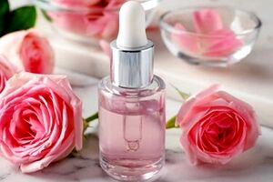 خواص گلاب؛ از رفع مشکلات گوارشی تا بیماری های زنانه + طبع