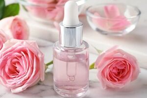خواص گلاب؛ از رفع مشکلات گوارشی تا بیماری های زنانه + طبع