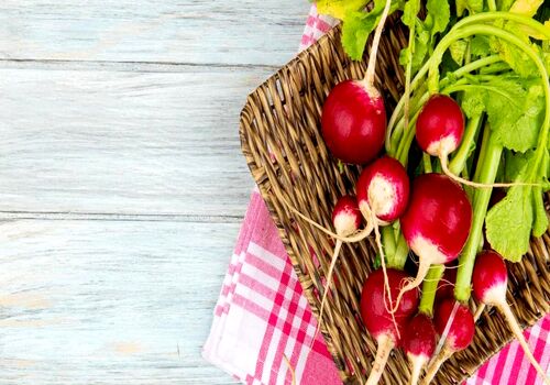 خواص برگ تربچه برای پوست و سلامت بدن