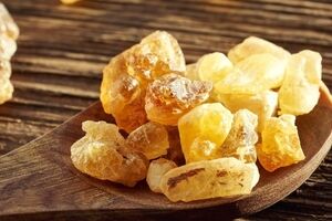 آشنایی با خواص معجزه آسای دانه کندر + طبع 