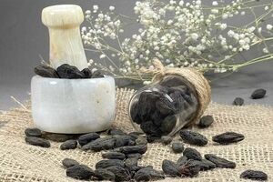 می خوای چشمات مثل عقاب ببینه؟ هلیله سیاه بخور 
