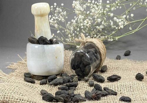 می خوای چشمات مثل عقاب ببینه؟ هلیله سیاه بخور 