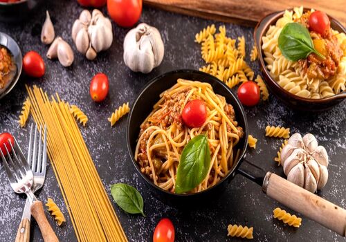 رژیمی ترین ماکارونی گیاهی برای ناهار امروز + طرز تهیه