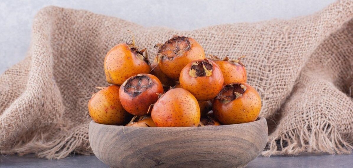 ازگیل خریدی و نمیدونی چیکارش کنی؟ شربتشون کن + طرز تهیه