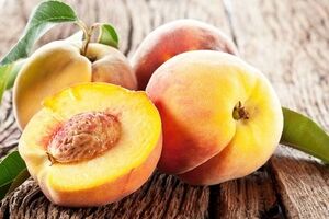 آقایون؛ هلو تا آخر عمر سلامتتون رو تضمین میکنه!