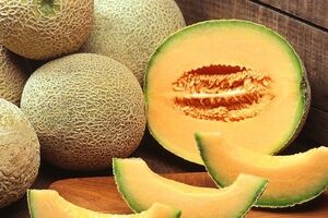خواص گرمک رو بدونی؛ سمت میوه دیگه ای نمیری!