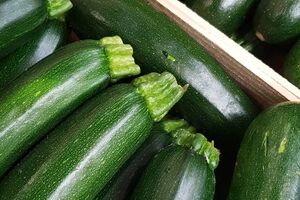 برای پیشگیری از آب مروارید، کدو سبز بخورید! 